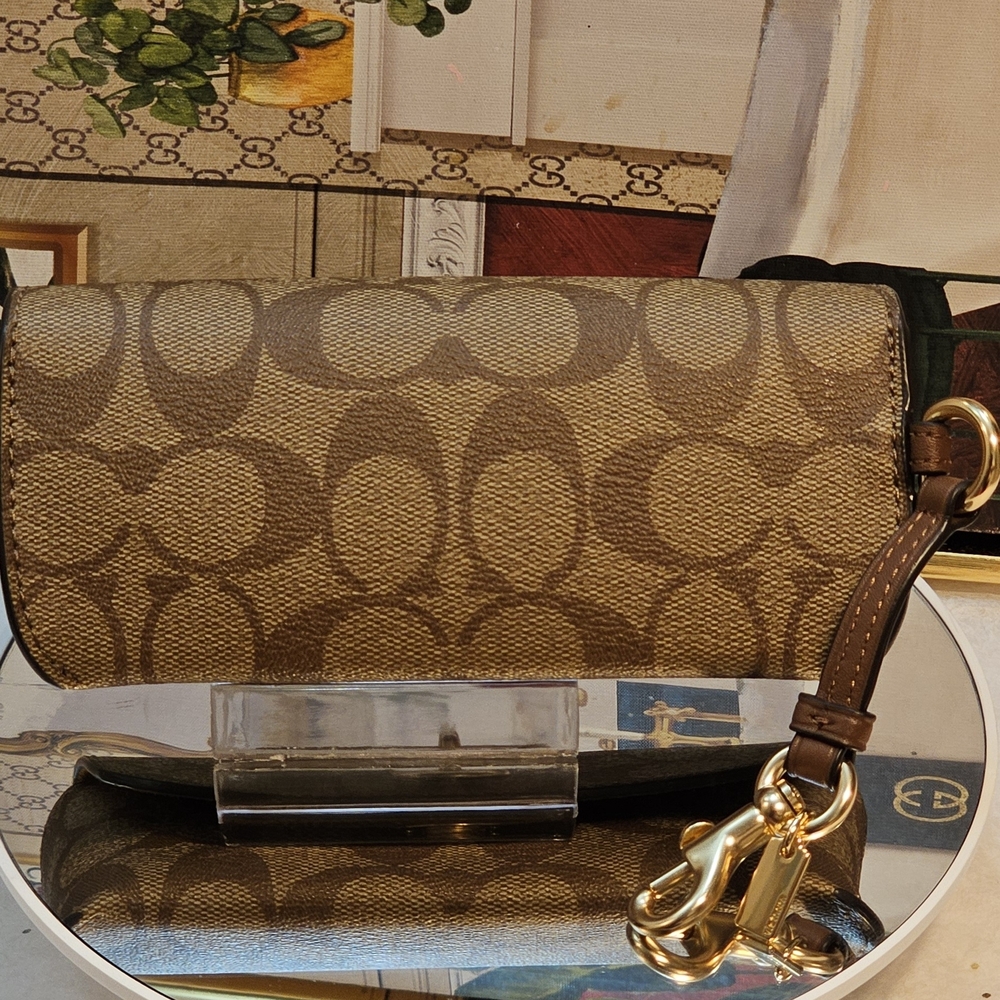 Coach Brown Signature Sunglasses Case/Wristlet - Picture 7 of 9